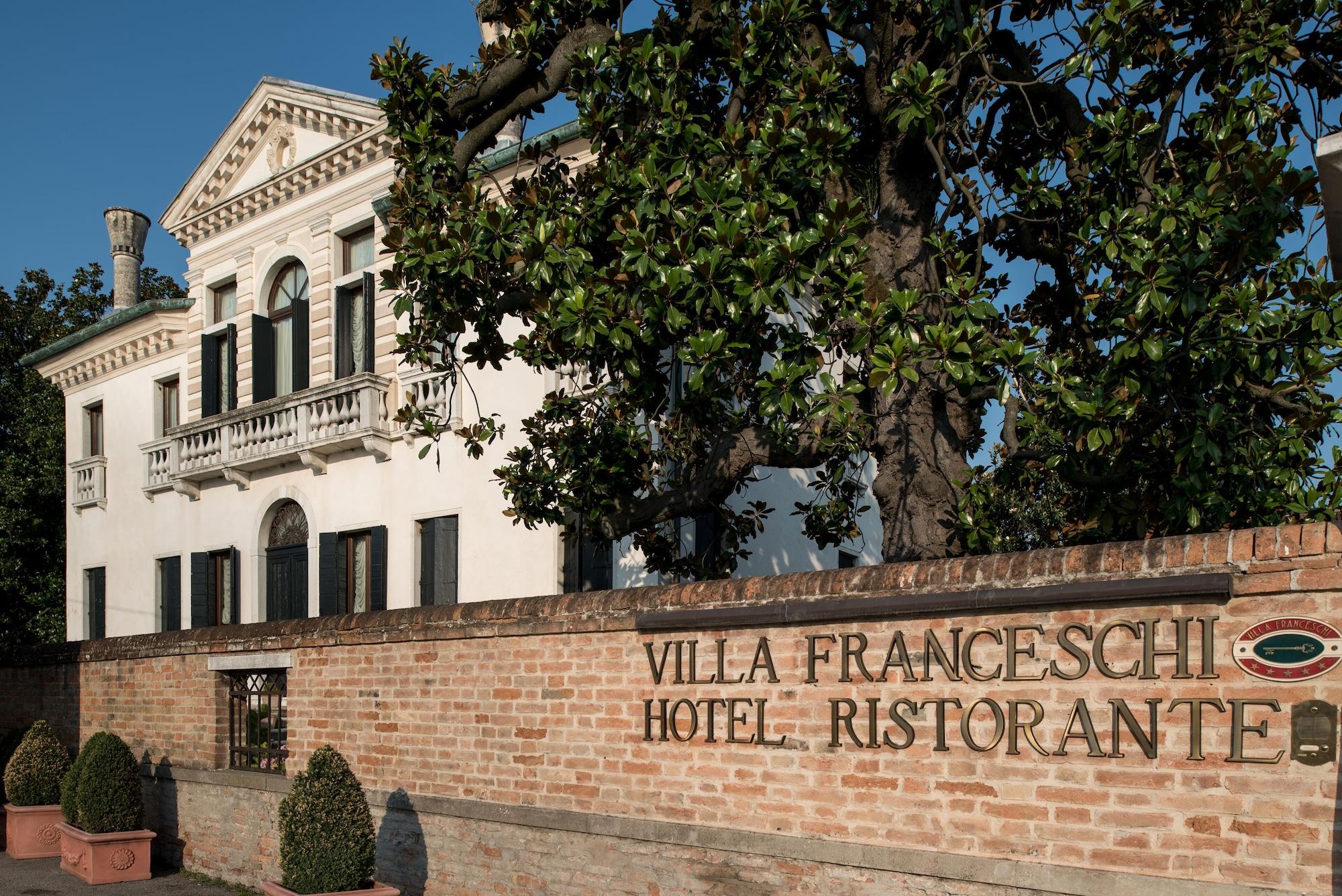 Vista Exterior Villa Franceschi Hotel & Resort