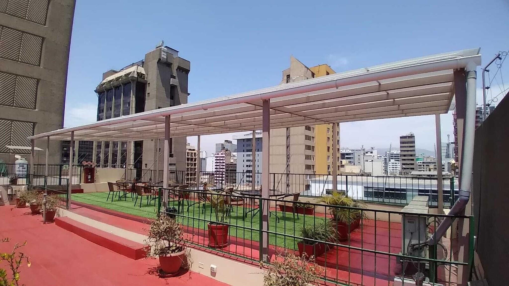 Varios Suites Larco 656