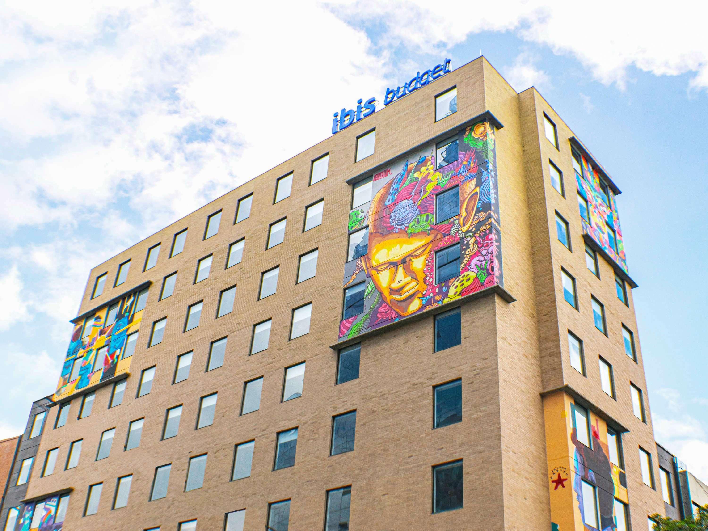 Vista Exterior ibis Budget Bogota Marly
