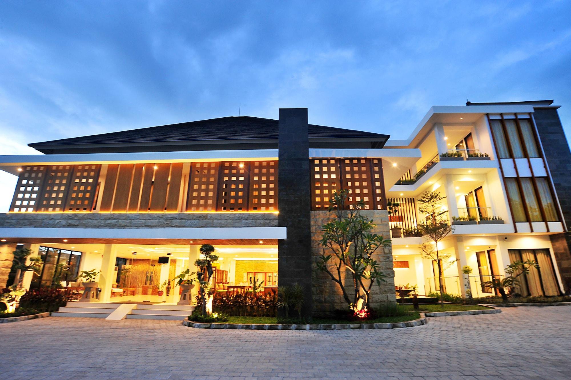 Varios Hotel Kautaman
