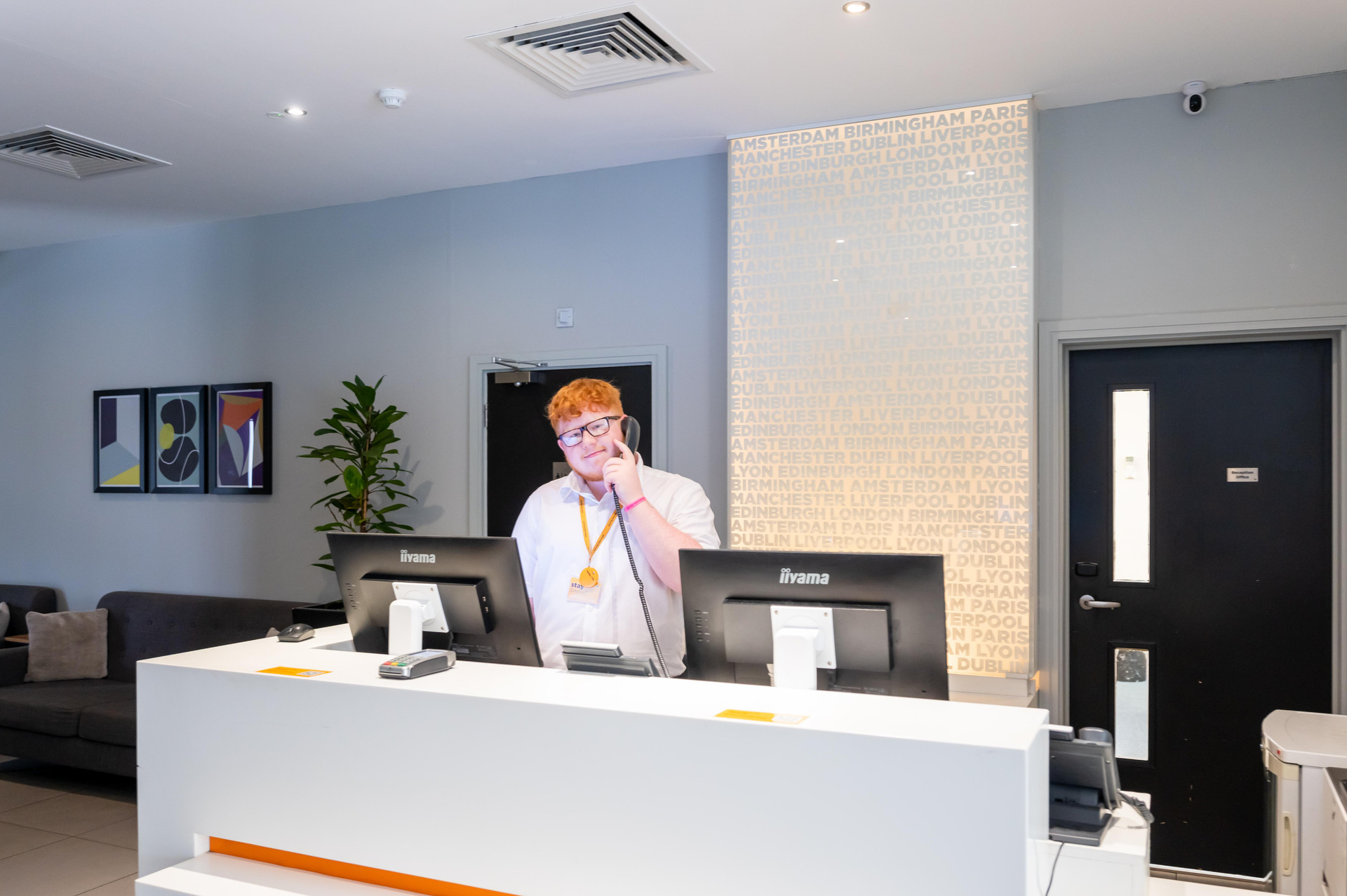 Vista Lobby Staycity Aparthotels, London, Greenwich High Road