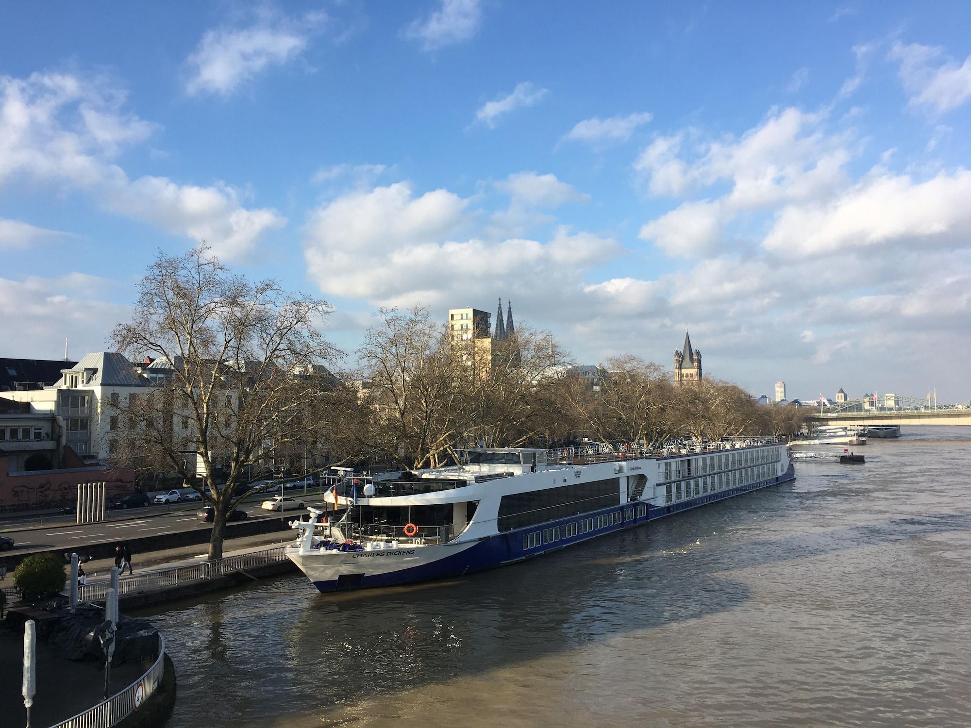 Vista Exterior Select MS Charles Dickens - Cologne