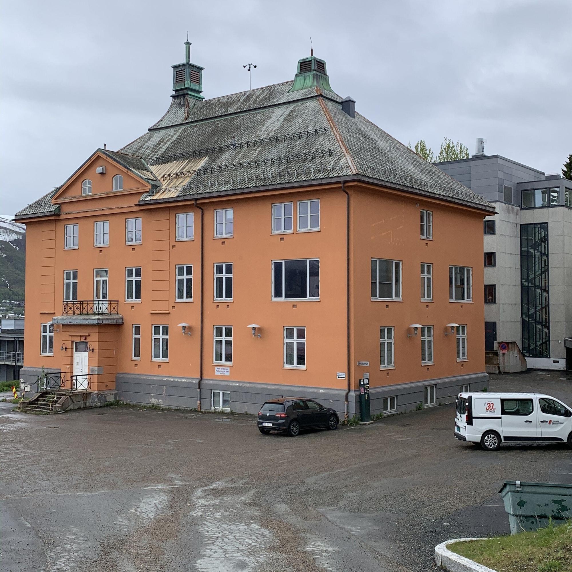 Vista Exterior Enter St. Elisabeth Suites