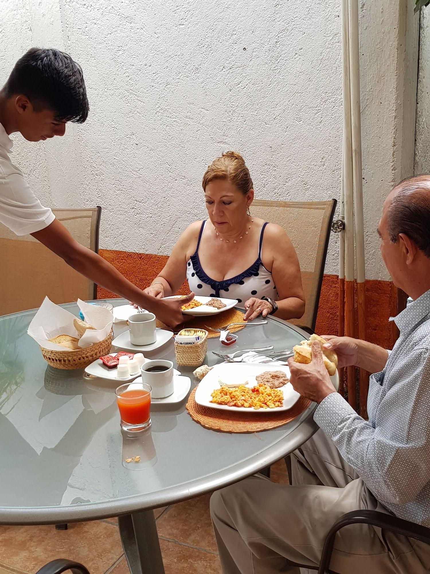 Vista Exterior HOTEL QUINTA REAL LAS PALMAS MALINALCO