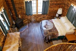 Alquiler Vacacional - Circle Pine Ranch-"The Real Log Cabin Experience"