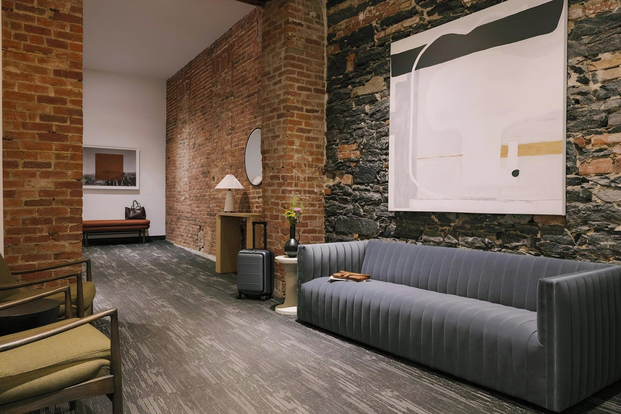 Vista Lobby Sonder by Marriott Bonvoy Penny Lane Apartments Old Montreal