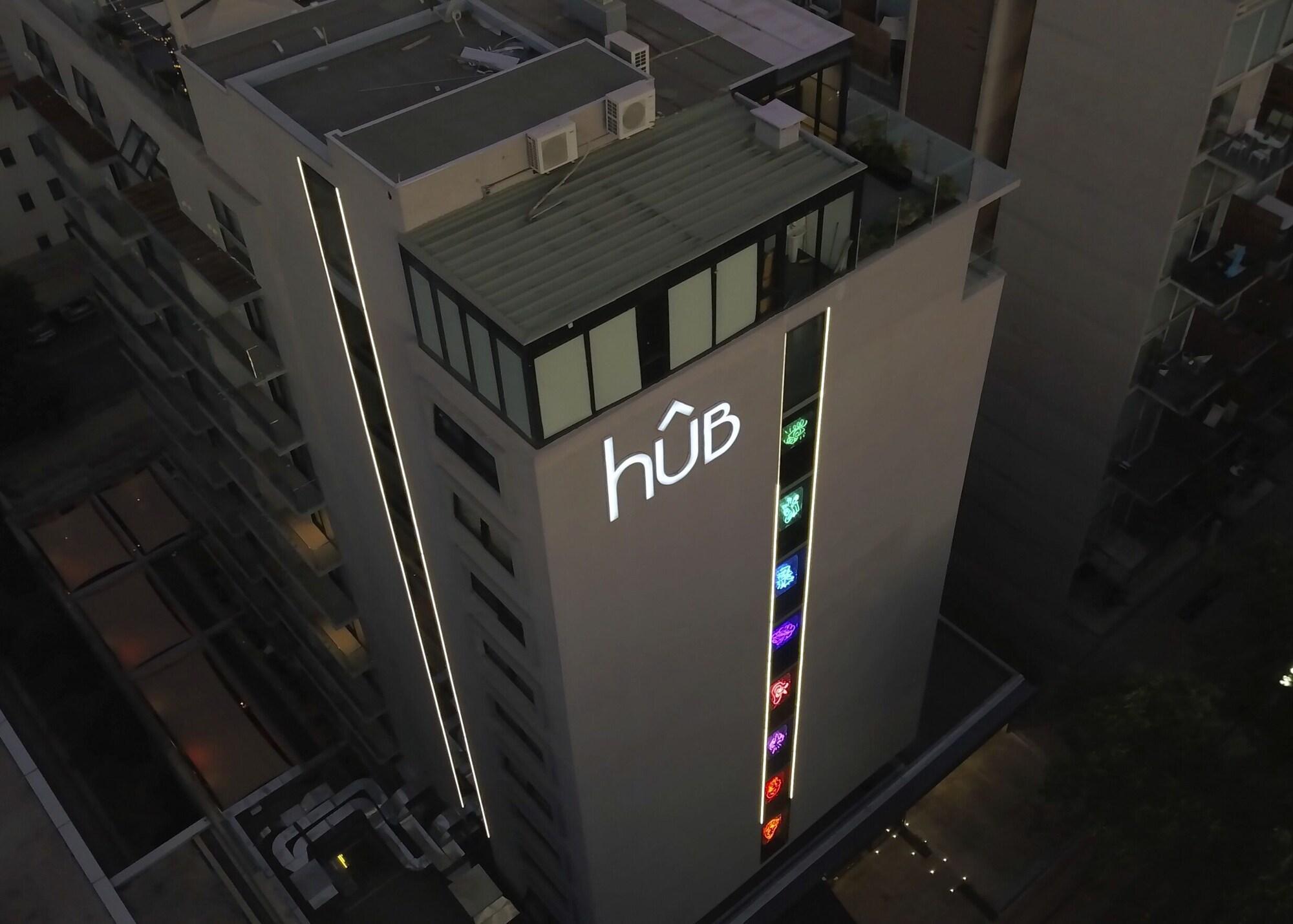 Vista Exterior Hub Providencia