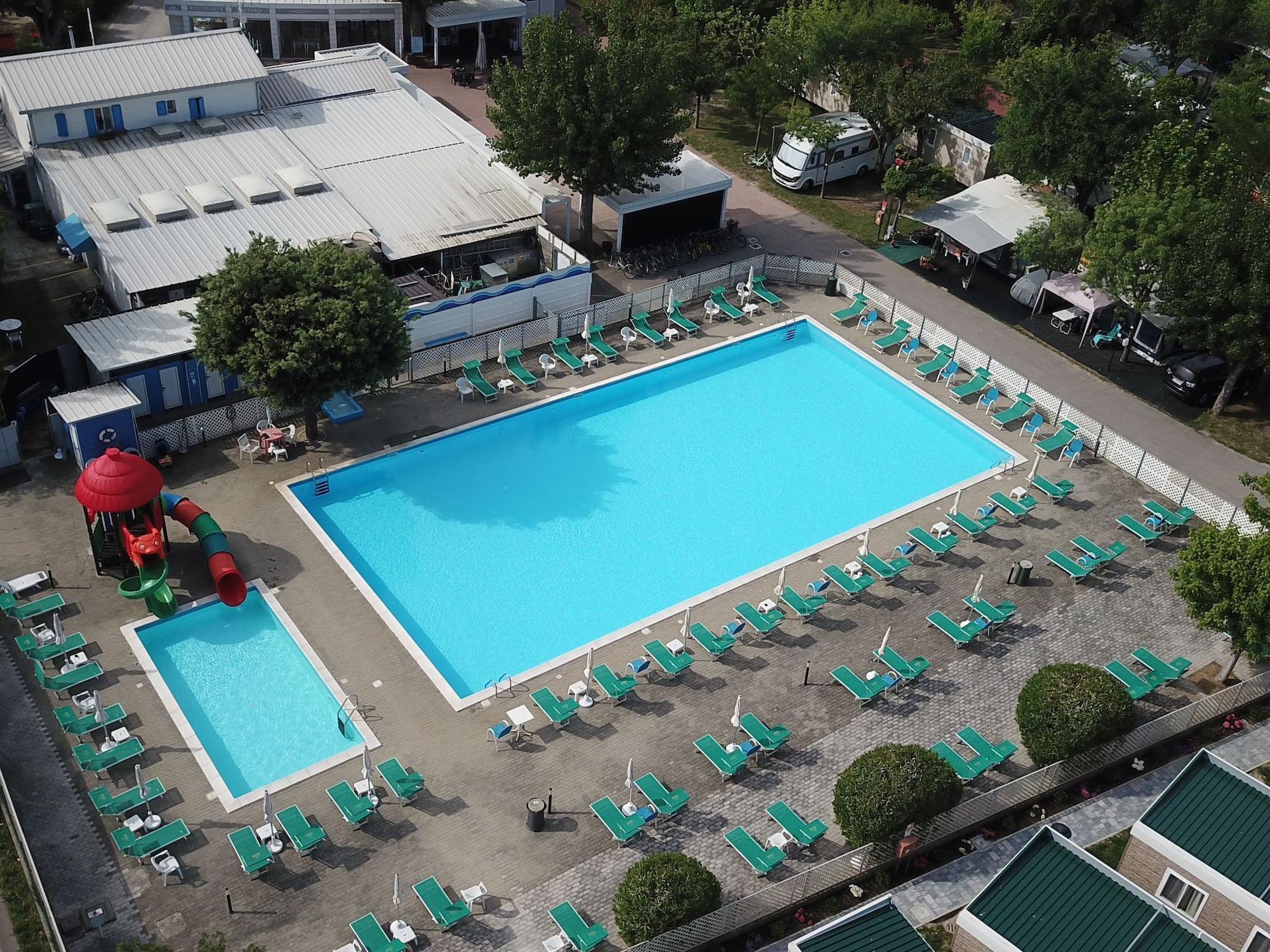 Vista Piscina Club Del Sole Adriatico Cervia Easy Camping Village