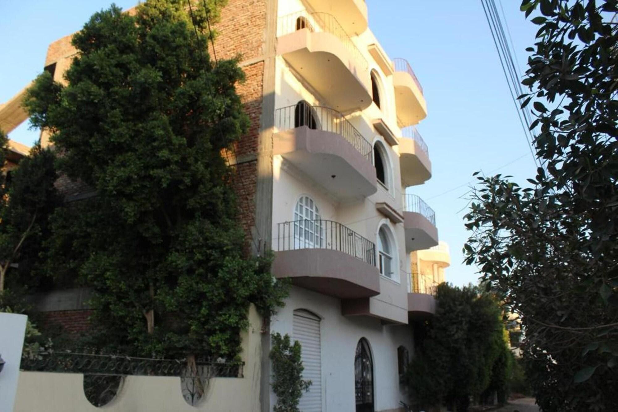 Varios Ramla Guest House