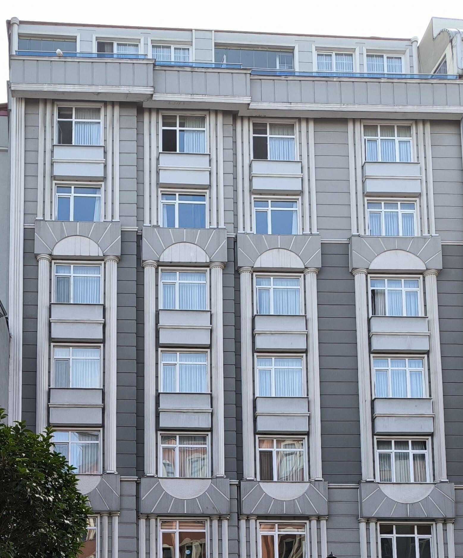 Varios Sumela Park Hotel