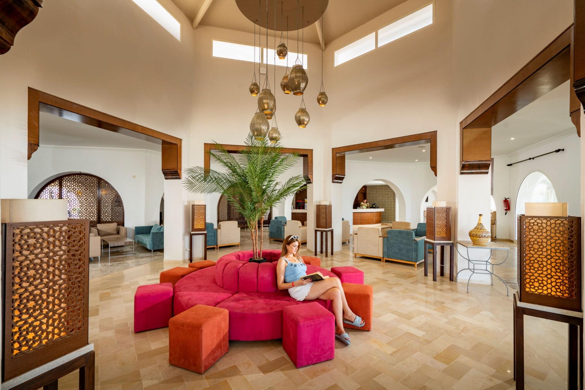 Vista Lobby Monarque Club Rivage - VV