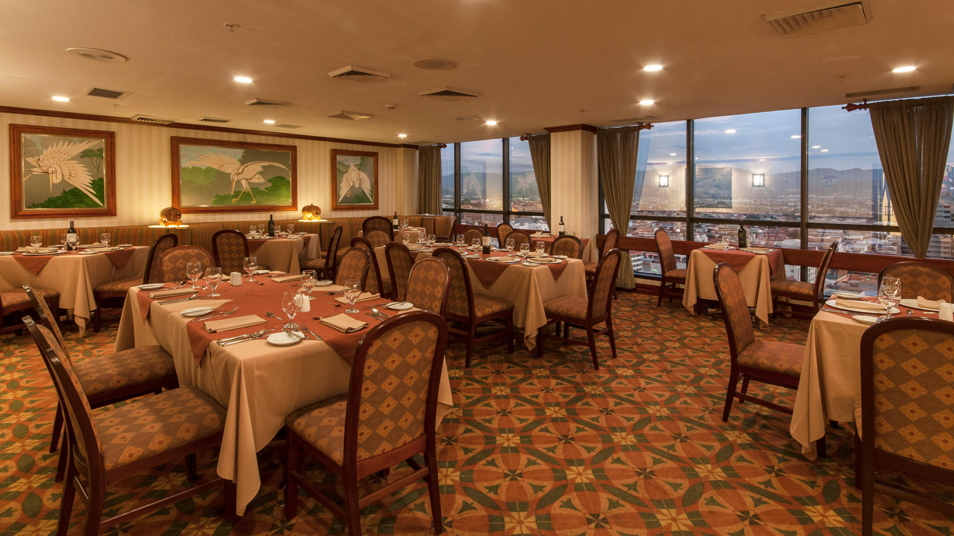 Restaurant Holiday Inn San Jose-Aurola