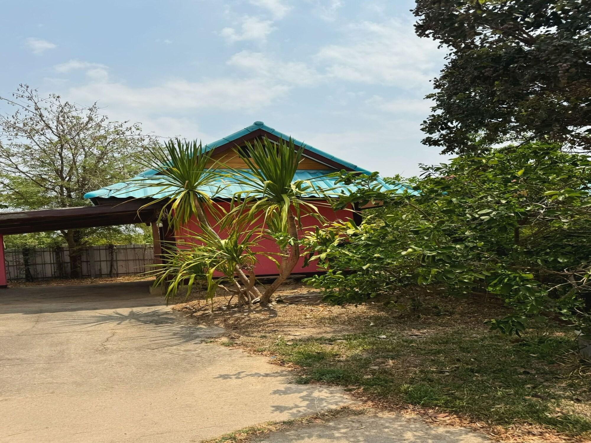 Vista Exterior OYO 75489 Leelawadee NonPho Resort (Amnatcharoen)