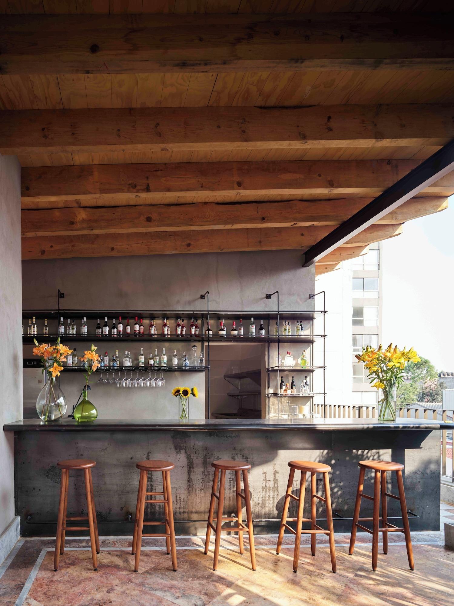 Bar/Salón Hotel Dama