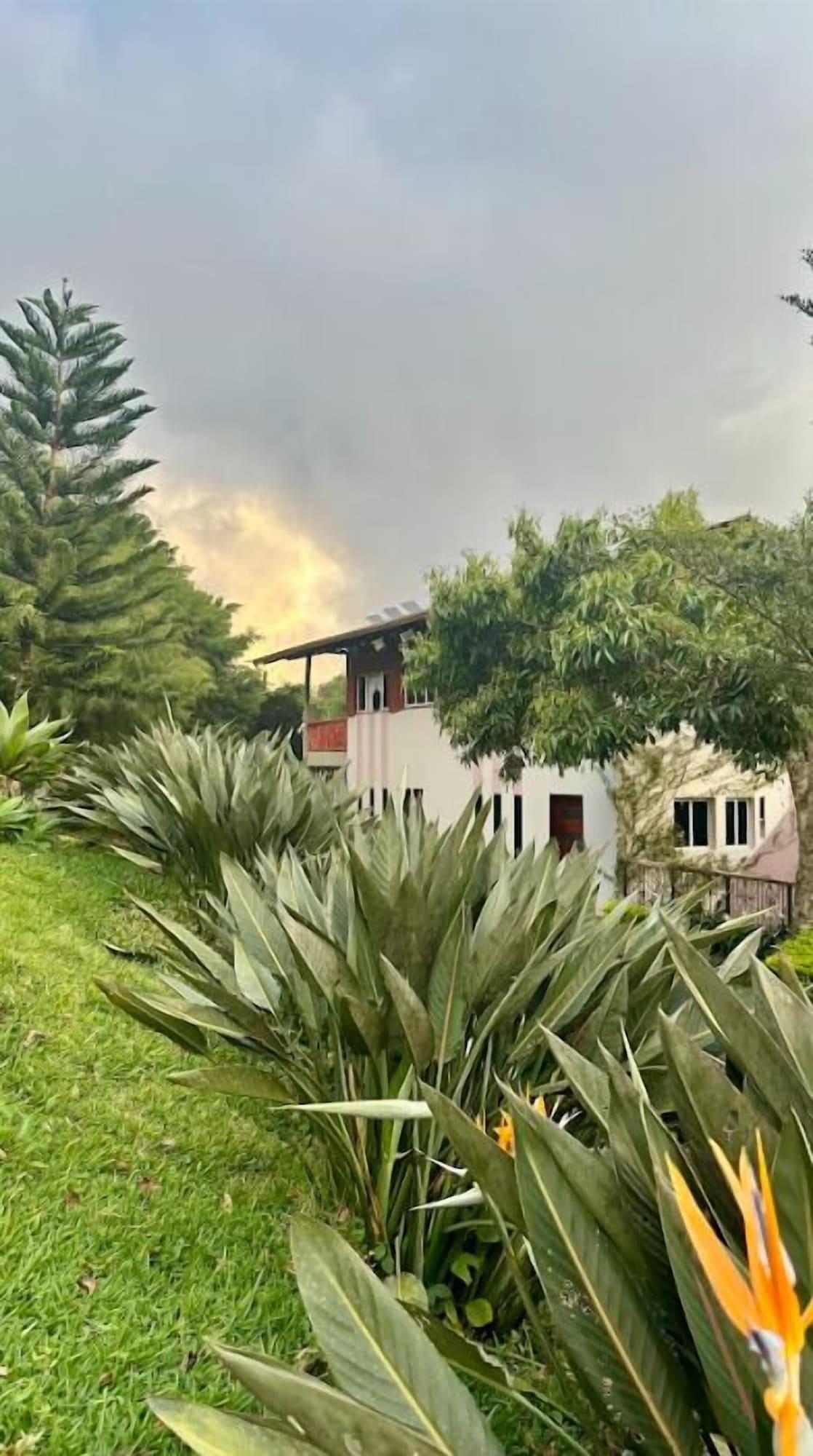 Varios La Villa de los Alas