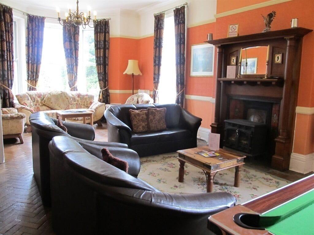 Vista Lobby Highland Moors Guest House
