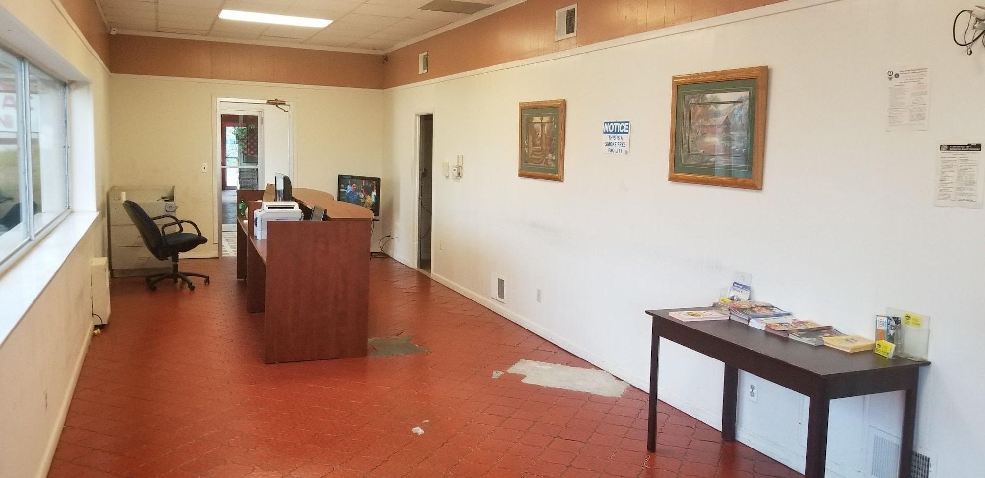 Vista Lobby Tomac Motor Inn