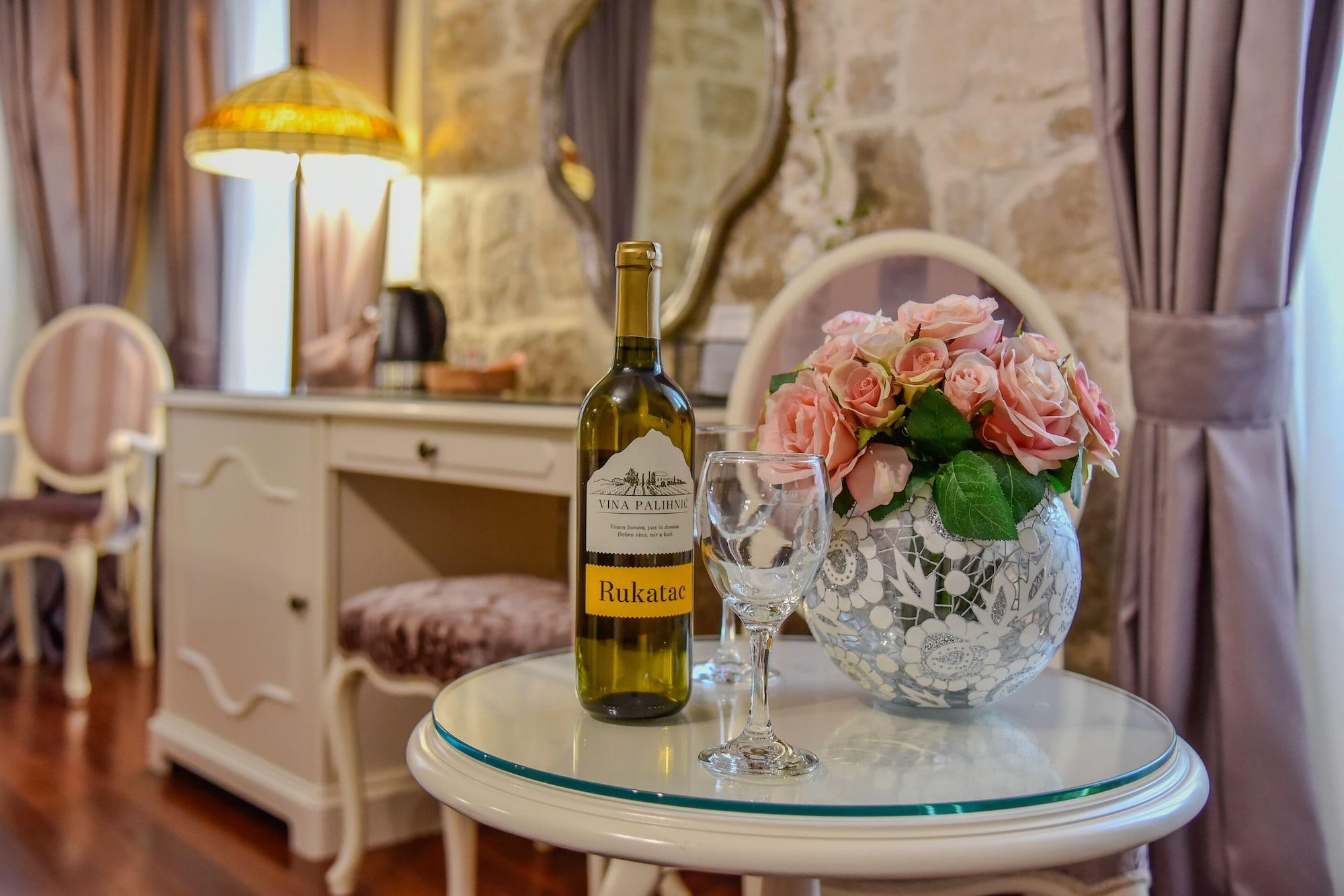 Set de Habitación Hotel Kastel 1700