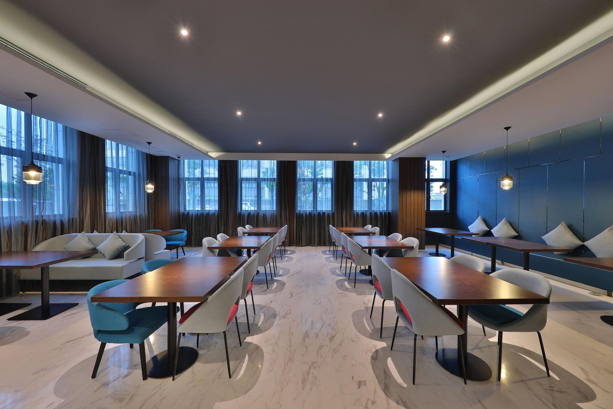 Restaurant Orange Hotel Select