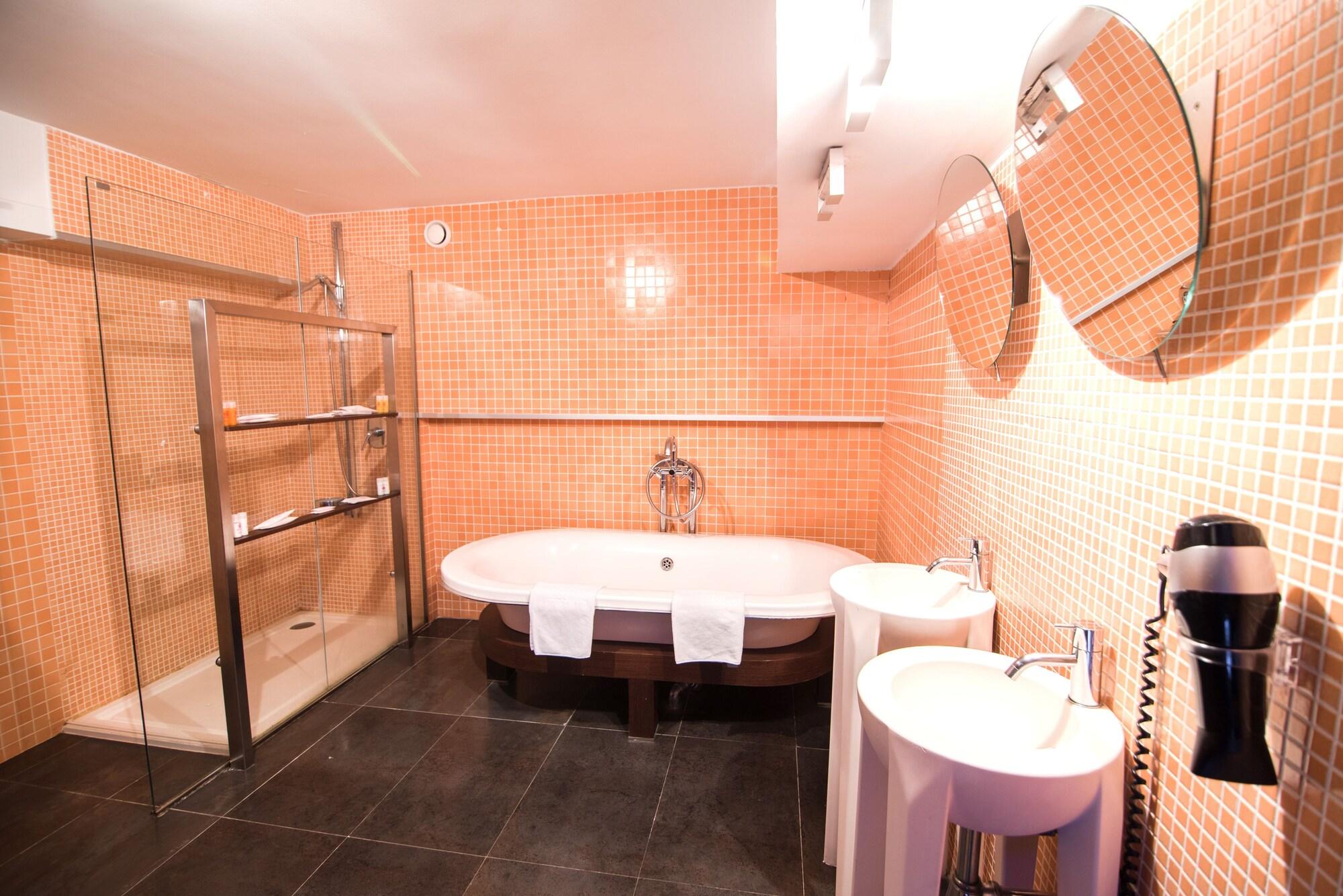 Equipamiento de Habitación Petit Palace President Castellana