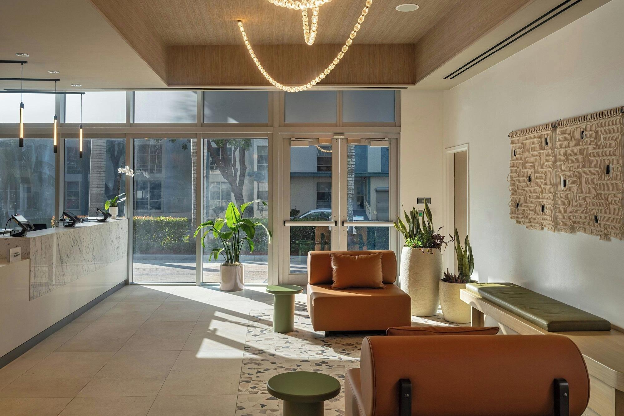 Vista Lobby Residence Inn by Marriott Miami Sunny Isles Beach