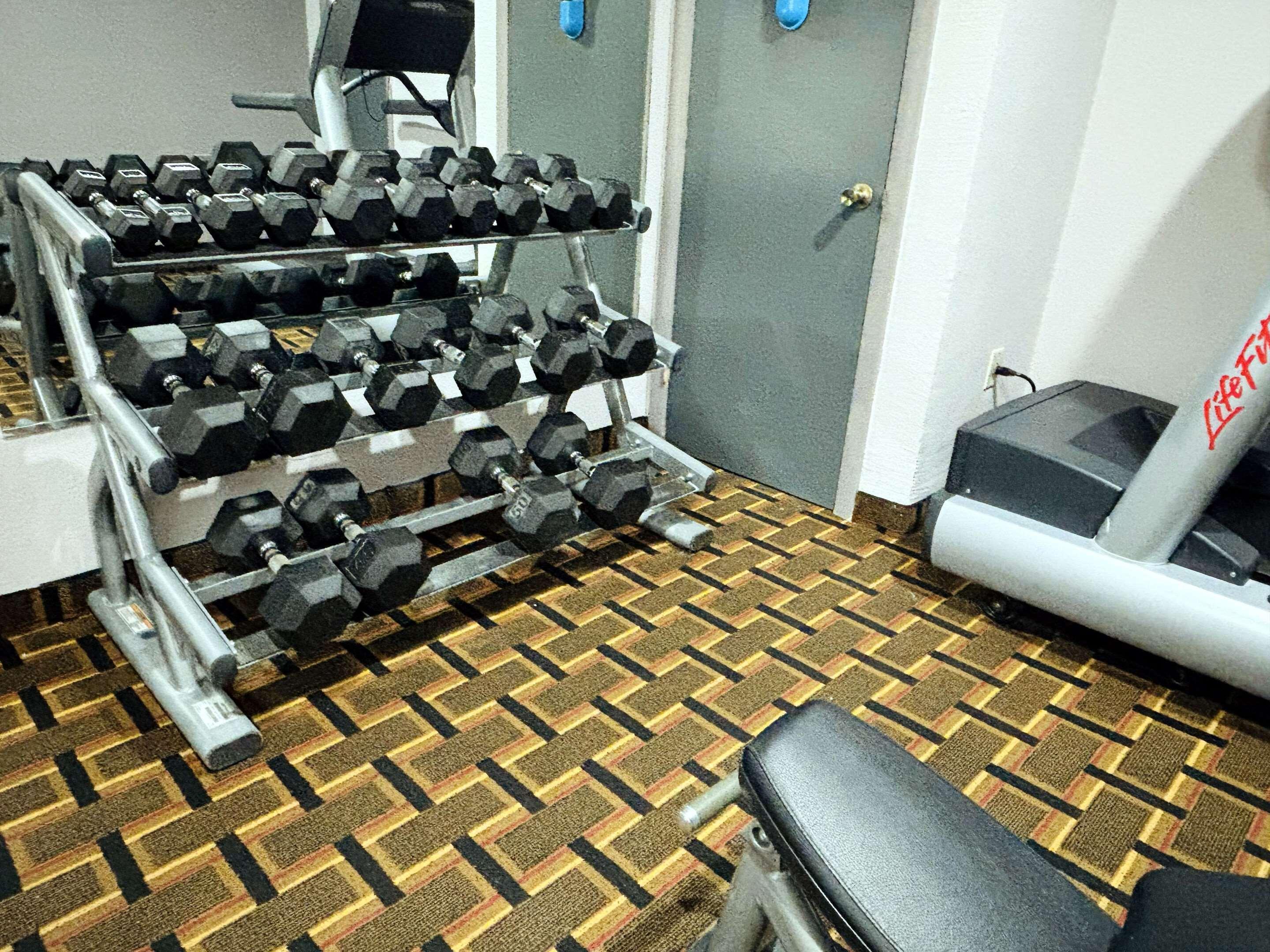 Gimnasio Quality Inn Raynham - Taunton