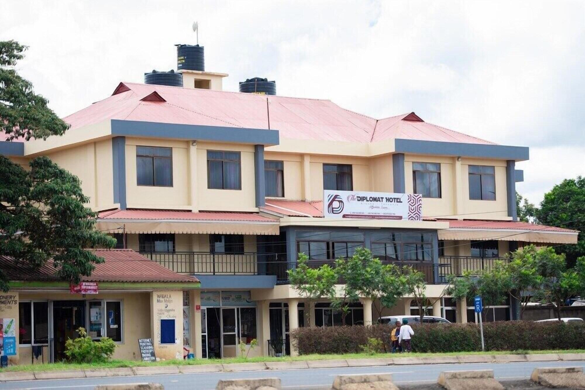 Varios Arusha Diplomat Hotel