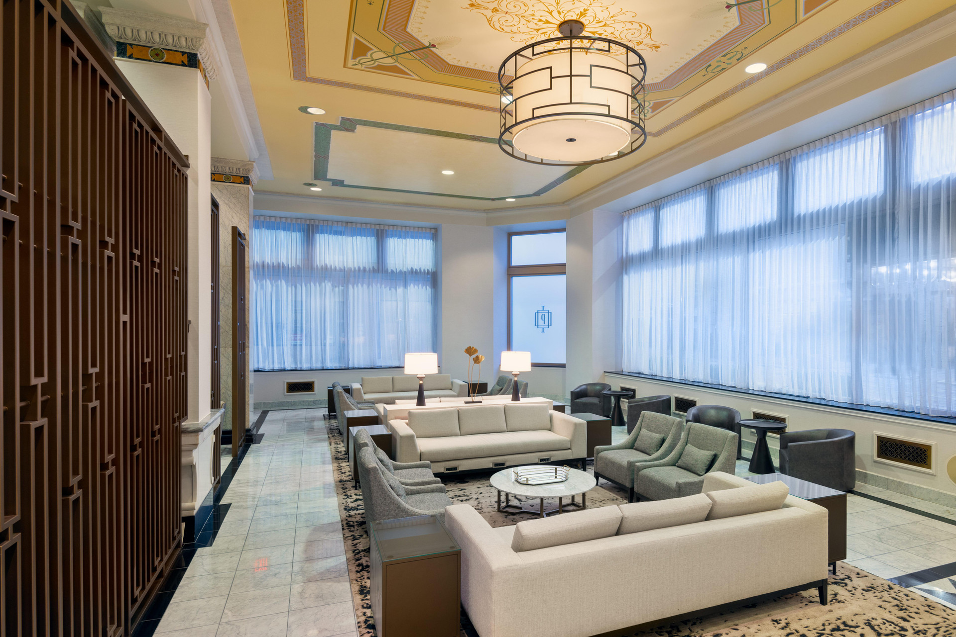 Vista Lobby Hilton Pennywell St. Louis at the Arch