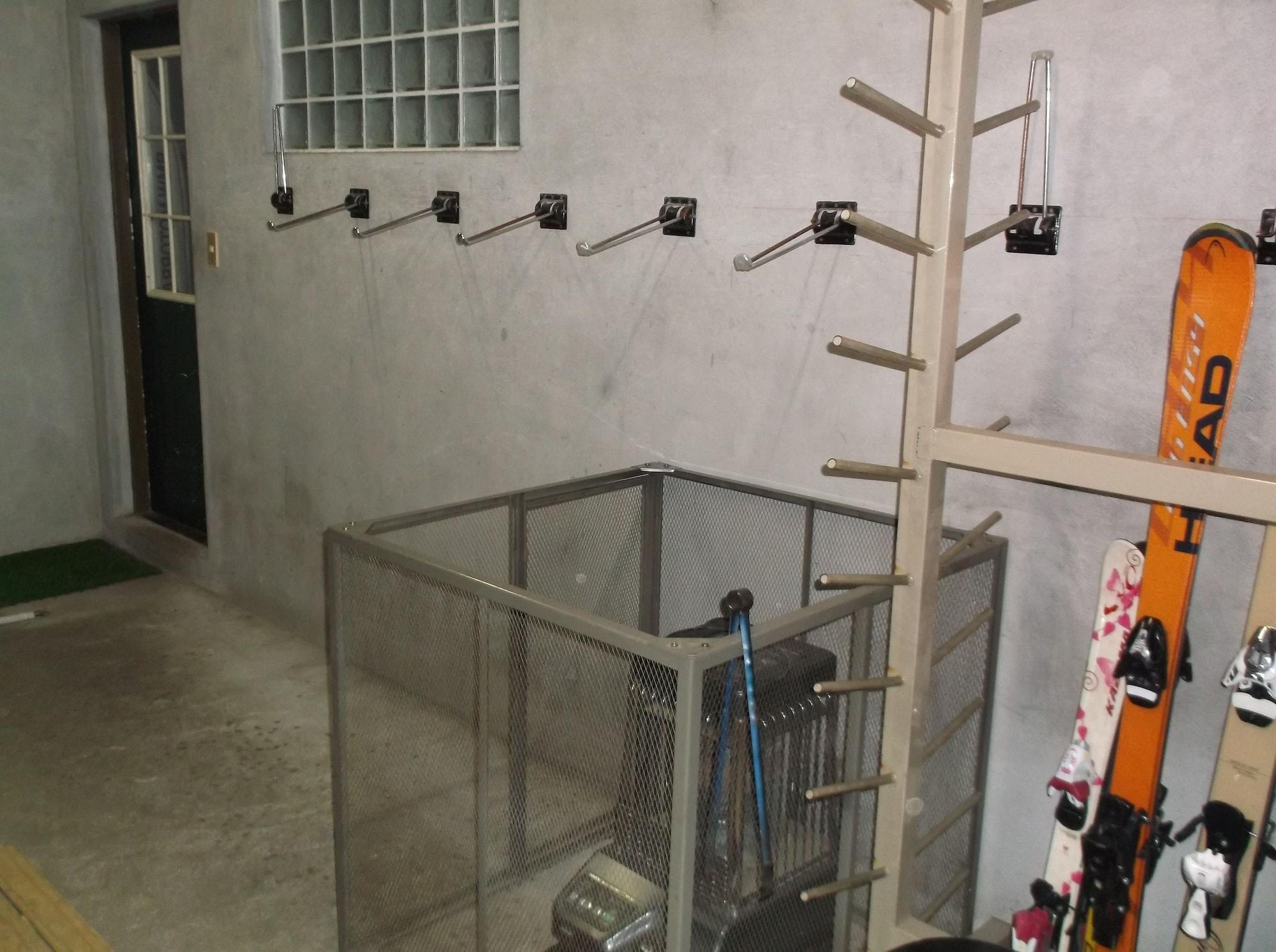 Instalaciones Recreativas PENSION & TRATTORIA Syo