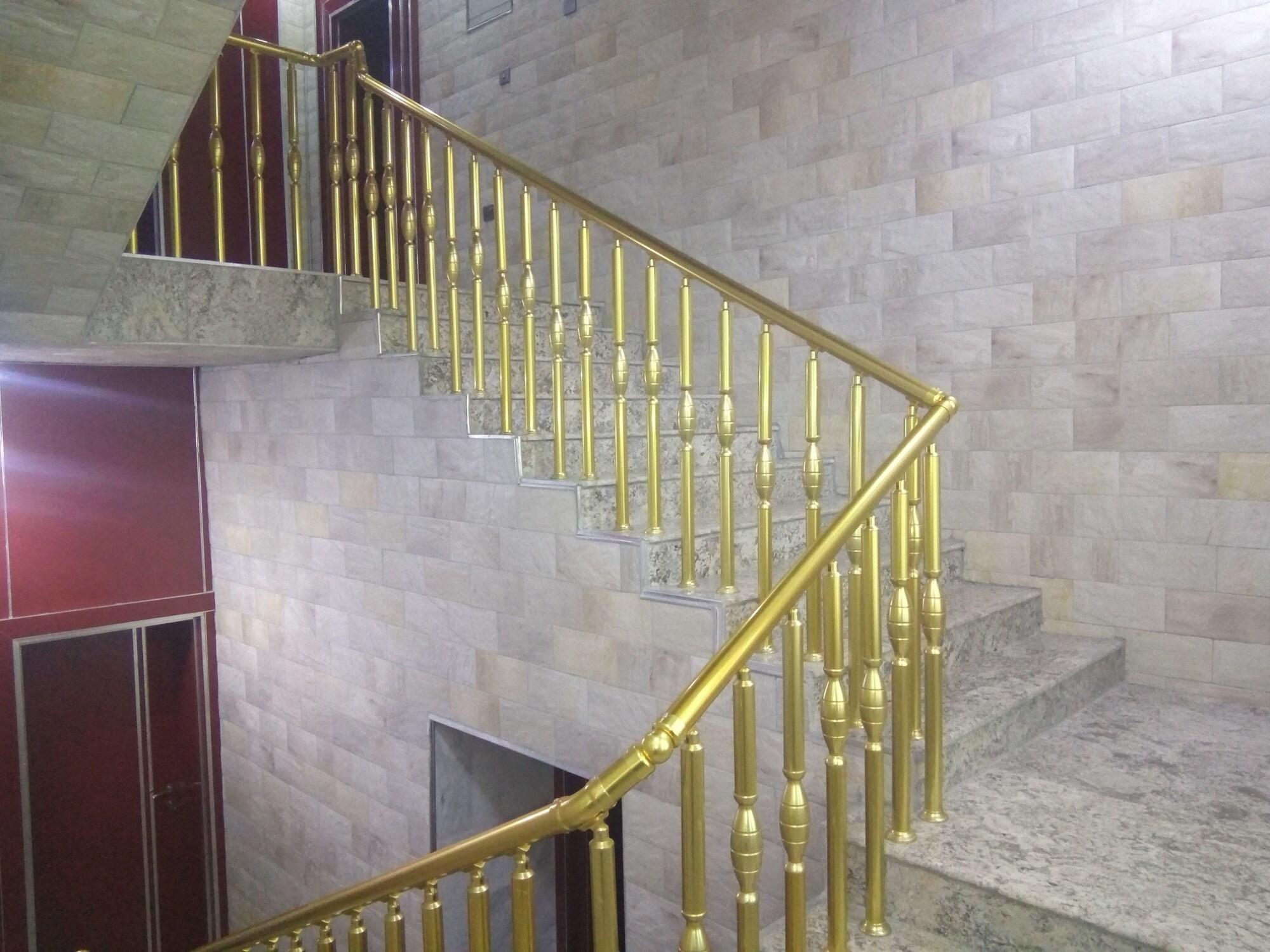 Vista Lobby Heavenly Royal Apartments