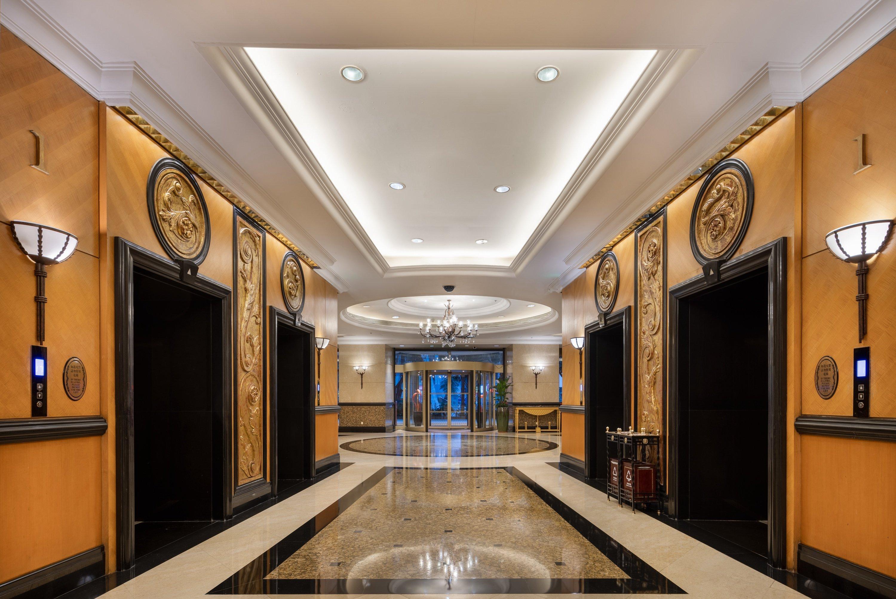Vista Exterior Crowne Plaza Hotel & Suites Landmark Shenzhen by IHG