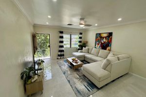 Alquiler Vacacional - Walkable Nassau Retreat Near Beaches, Food, Downtown & Attractions