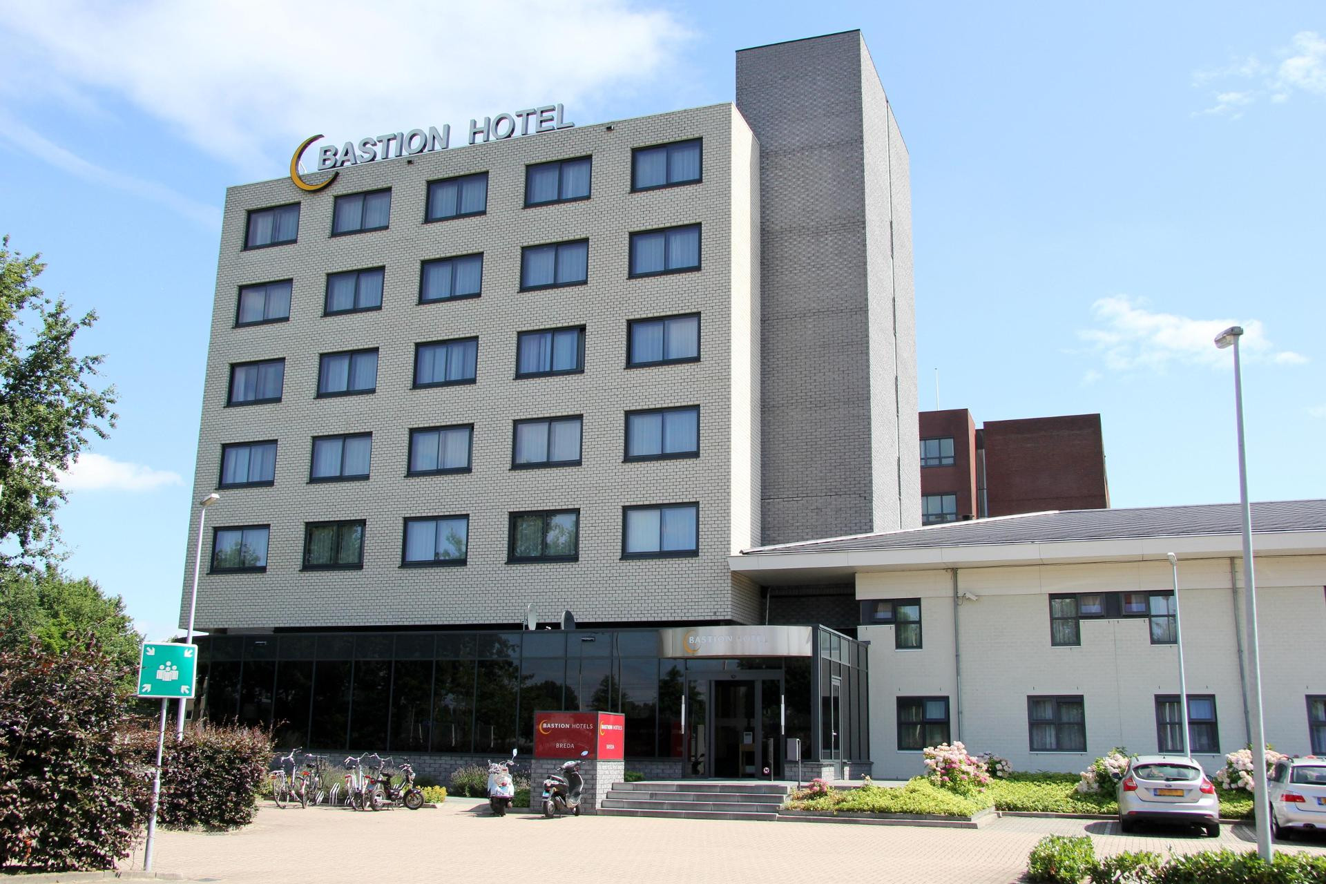 Vista Exterior Bastion Hotel Breda