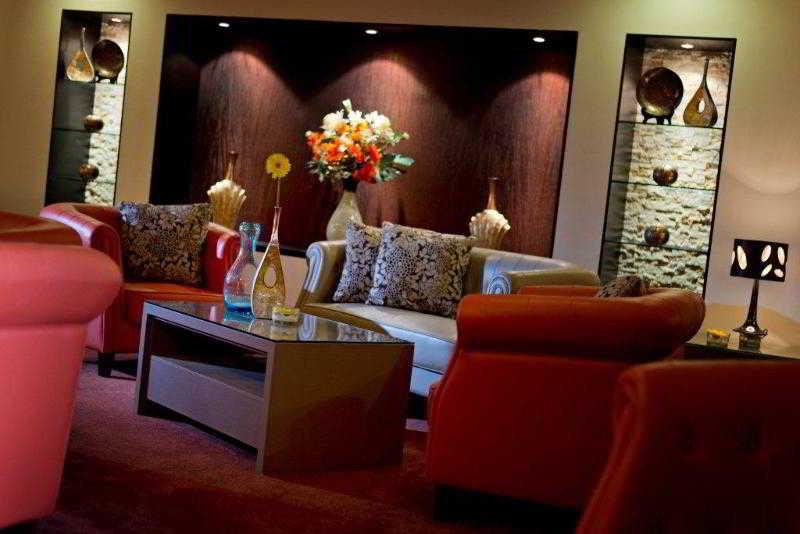 Vista Lobby Saray Musheireb Hotel and Suites