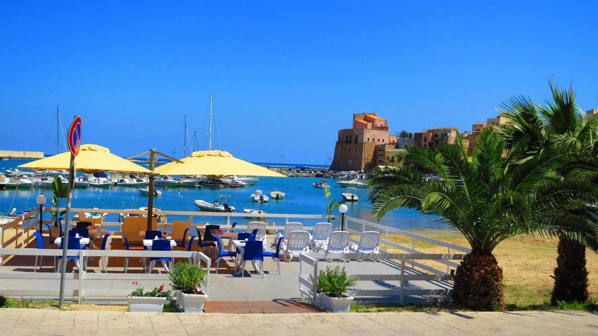 Playa Hotel Cala Marina