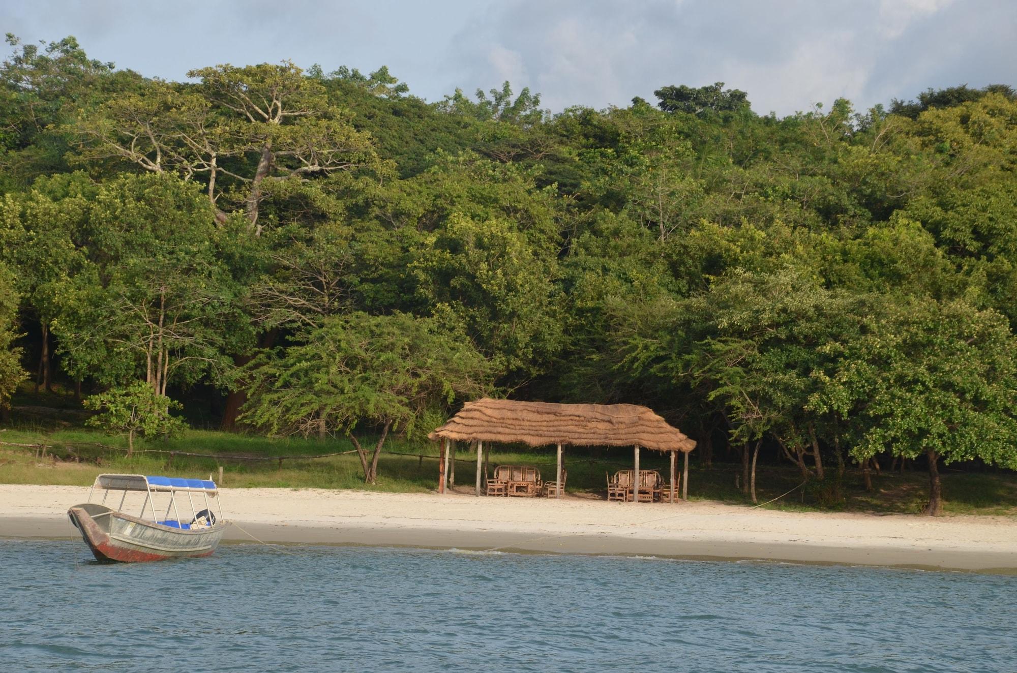 Playa Ponta Anchaca