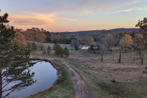 Alquiler Vacacional - RV site #10 Ouachita Campground at Edendell