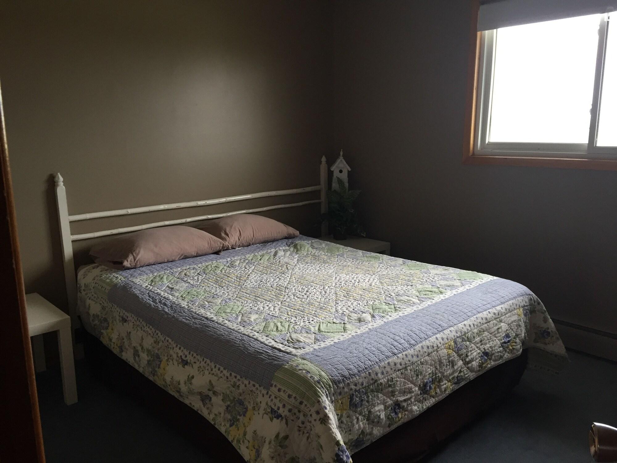 Varios Northwinds Motel