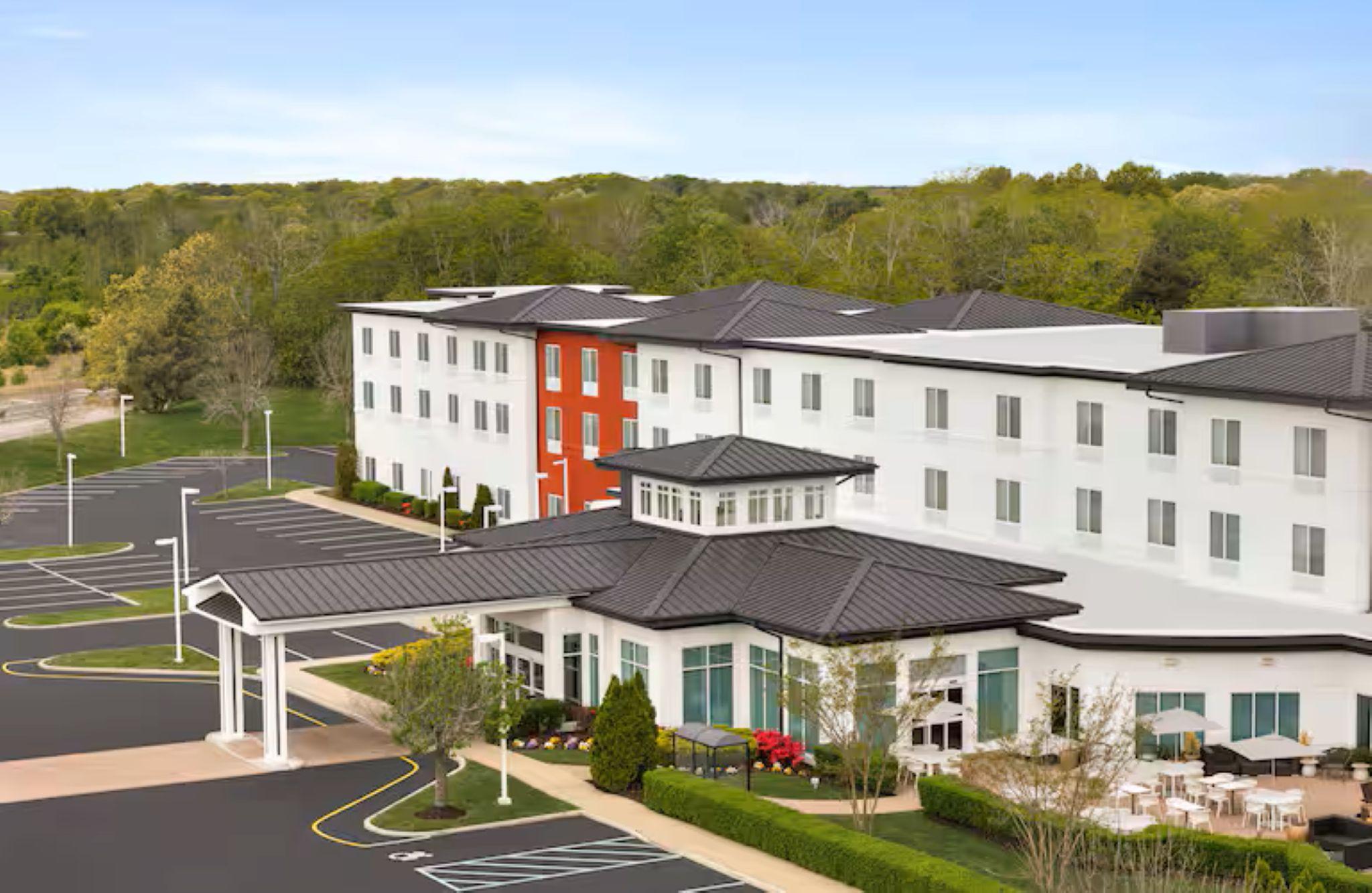 Vista Exterior Hilton Garden Inn Riverhead