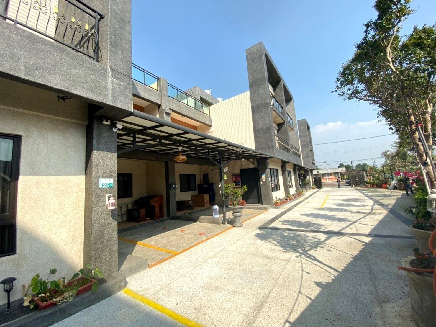 Vista Exterior Happy Holiday Homestay