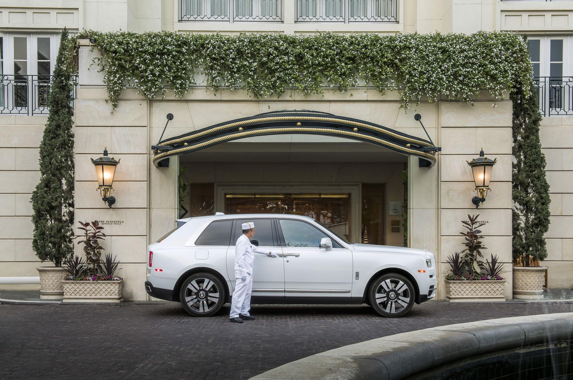 Vista Exterior The Peninsula Beverly Hills