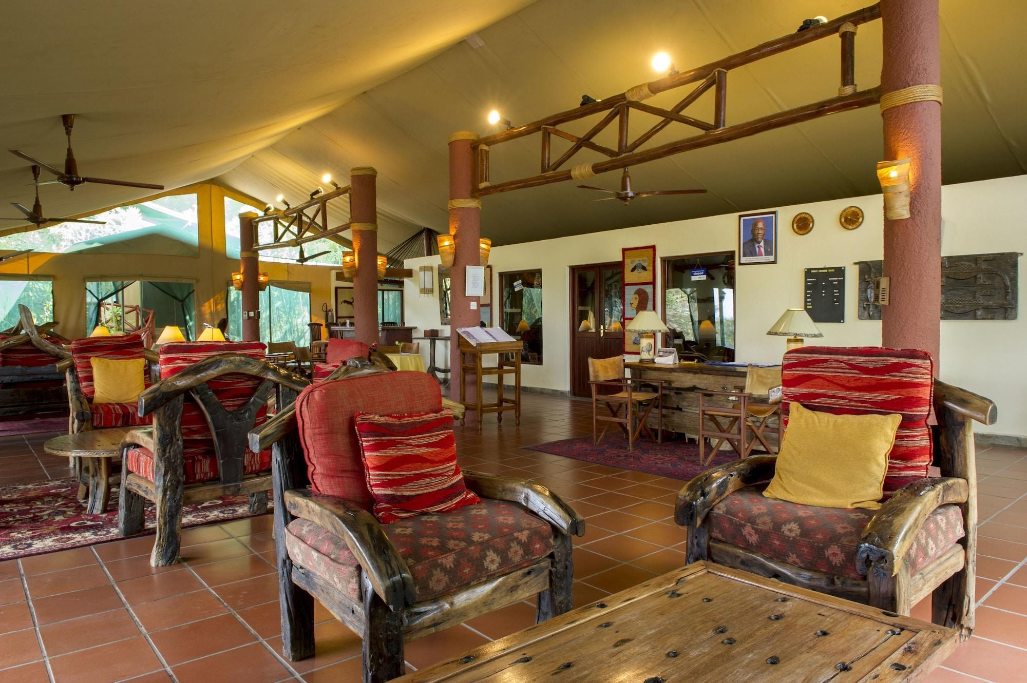 Bar/Salón Mbuzi Mawe Serena Camp