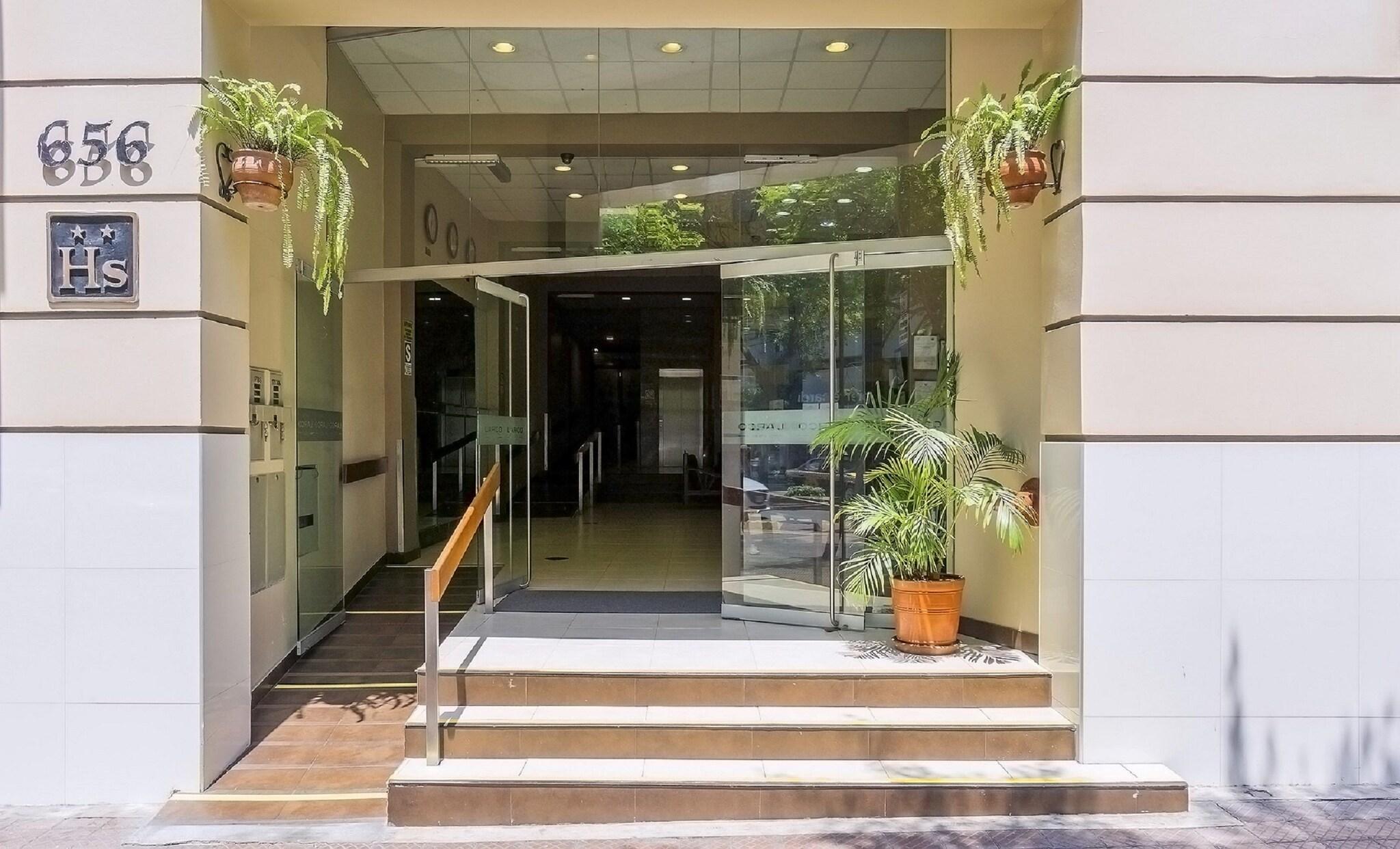Vista Exterior Suites Larco 656