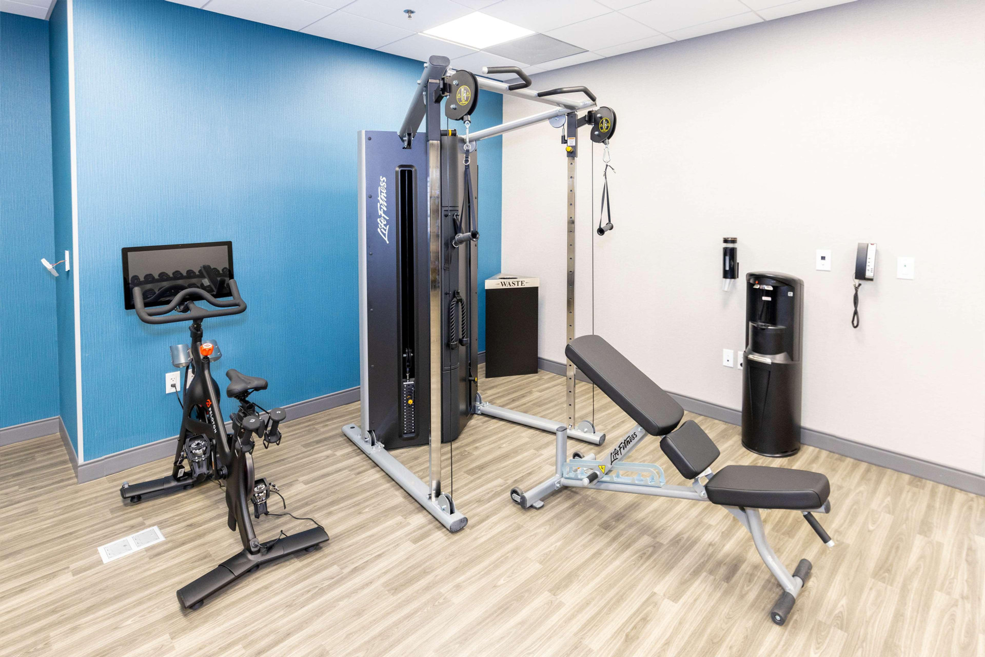 Instalaciones Recreativas Hampton Inn Selma Ca