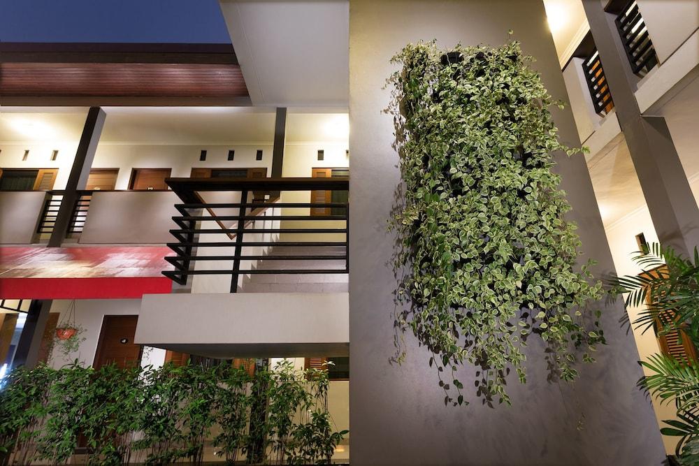 Vista Exterior Hotel Ilos