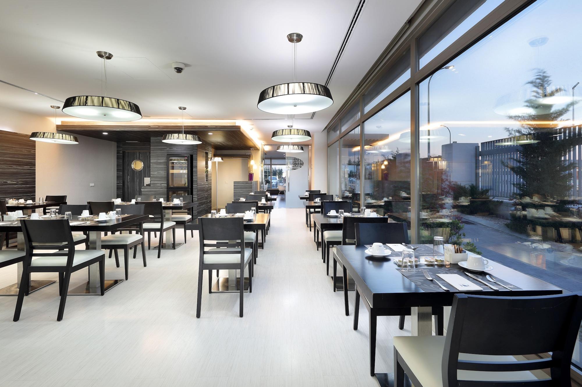 Restaurant Hotel Eurostars Arenas de Pinto