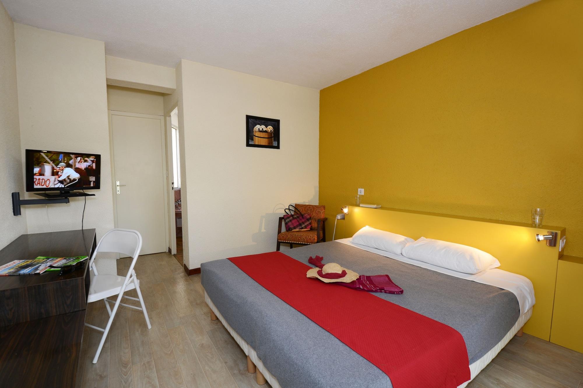 Varios Hôtel Le Lagon
