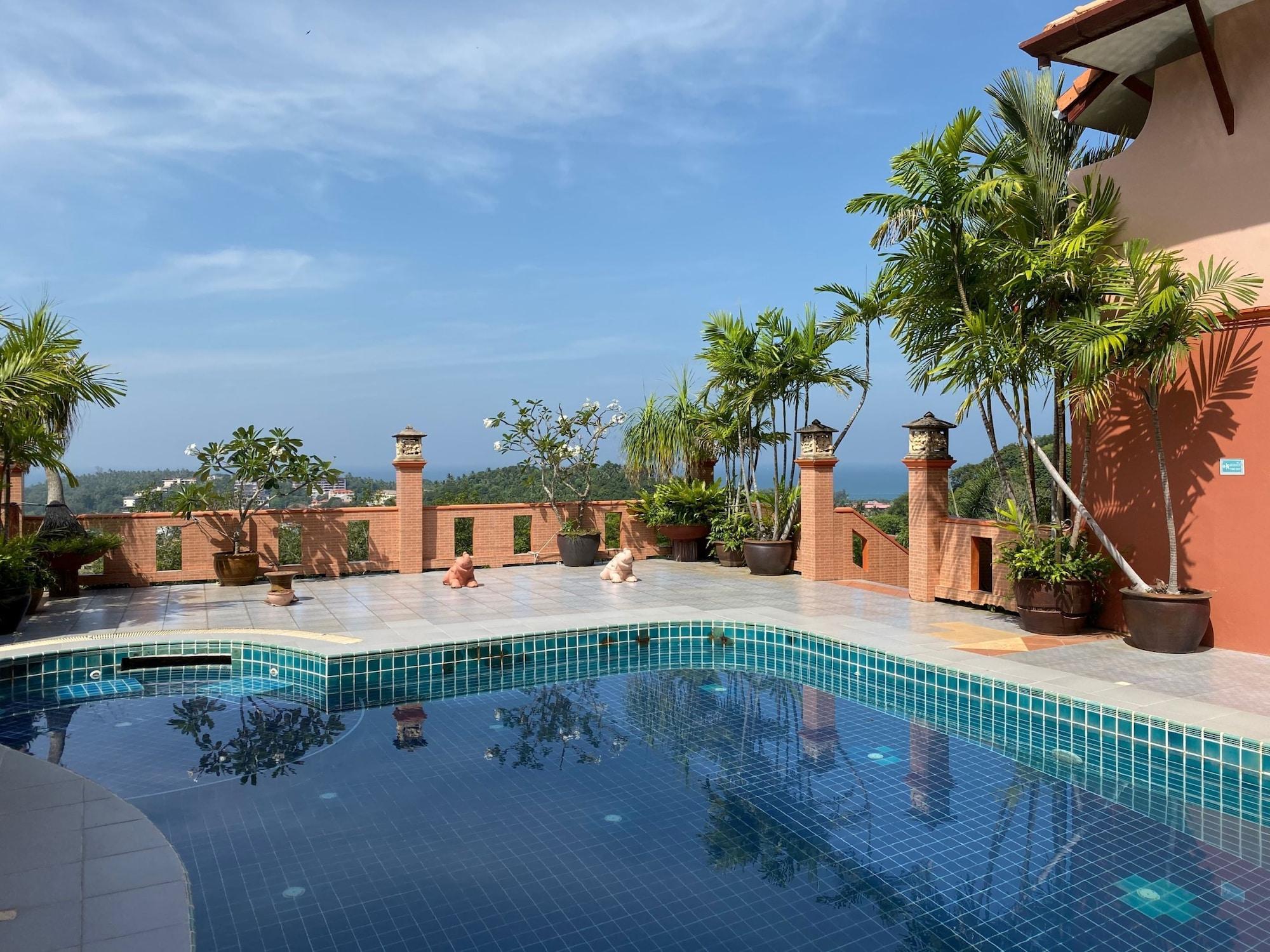 Varios Baan Kongdee Sunset Resort