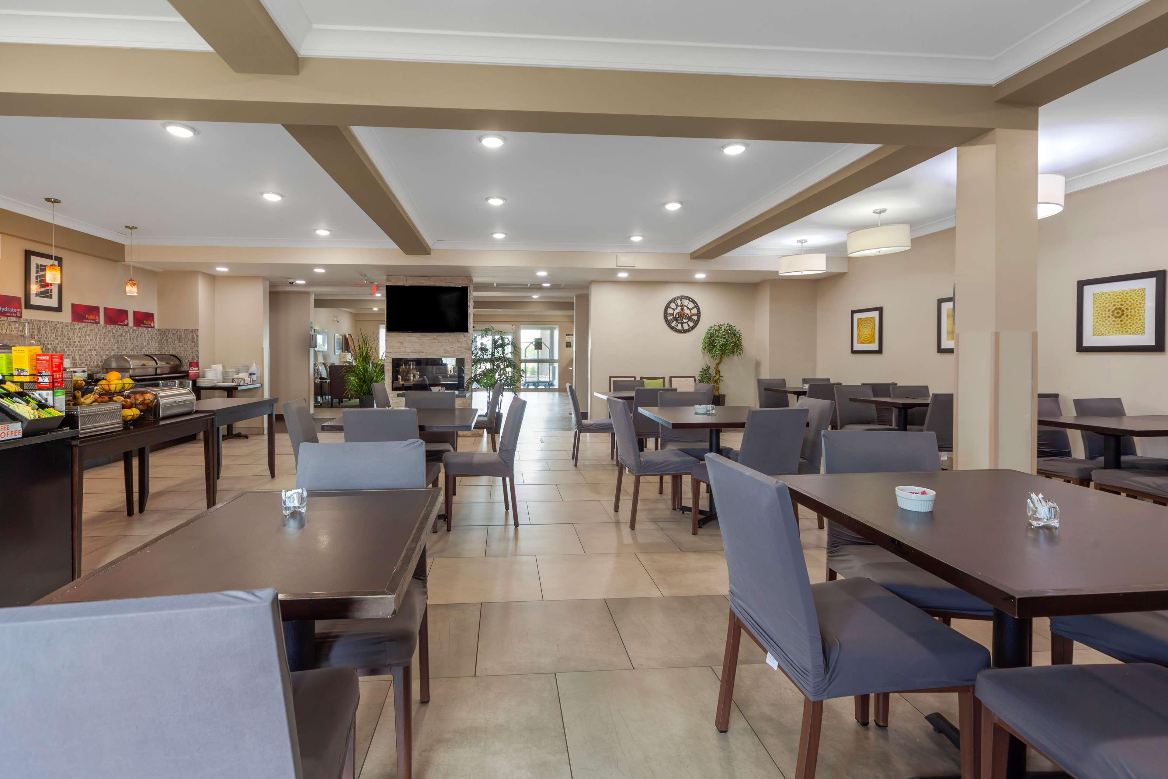 Restaurant Best Western Plus Fort Saskatchewan Inn & Suites