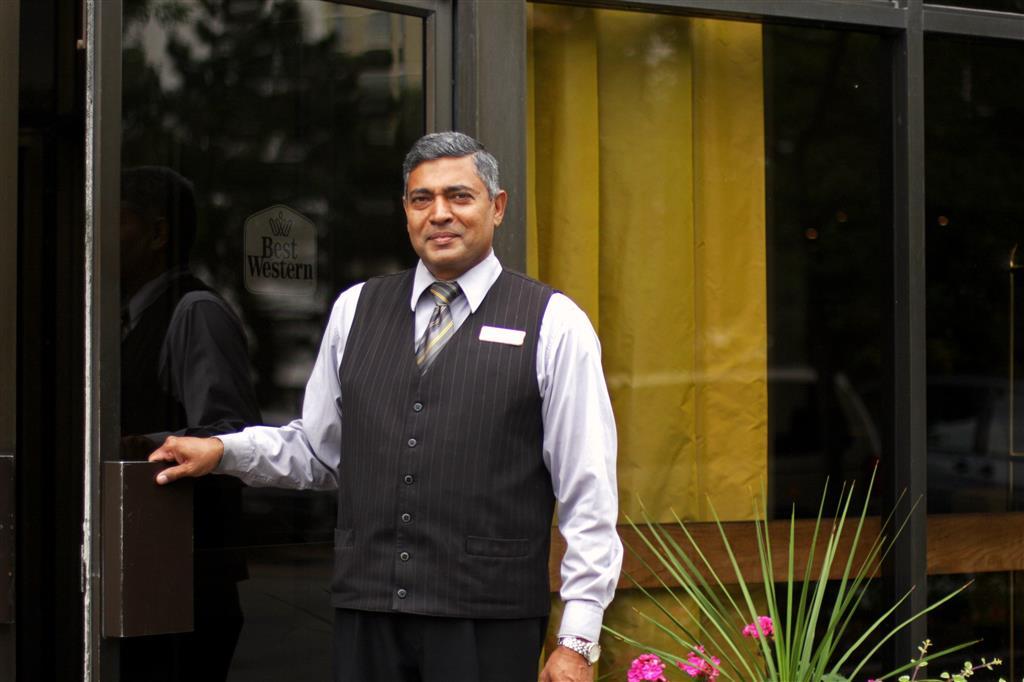 Vista Exterior The Roehampton Hotel